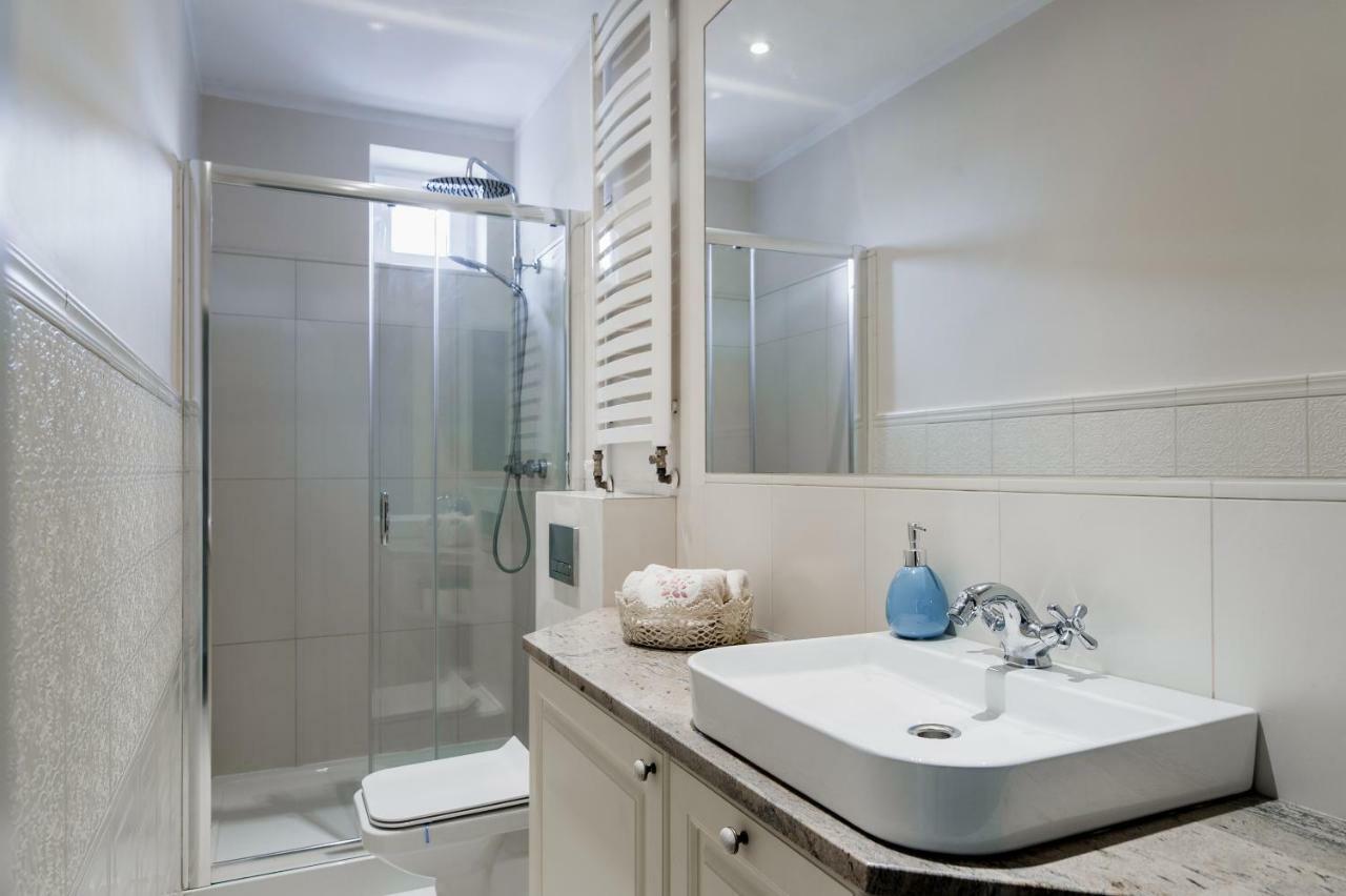 Apartament Starowka Gdansk Osiek Apartment Bagian luar foto