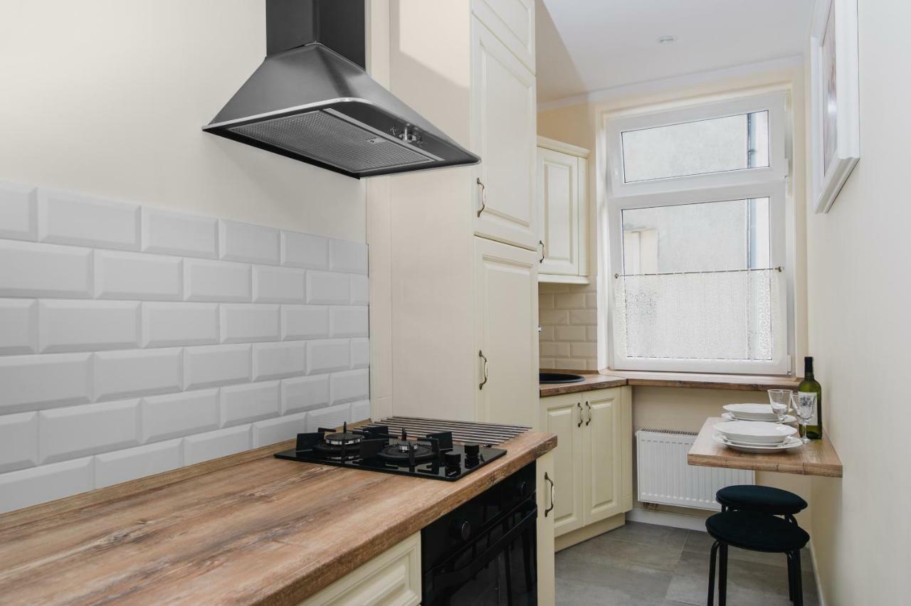 Apartament Starowka Gdansk Osiek Apartment Bagian luar foto