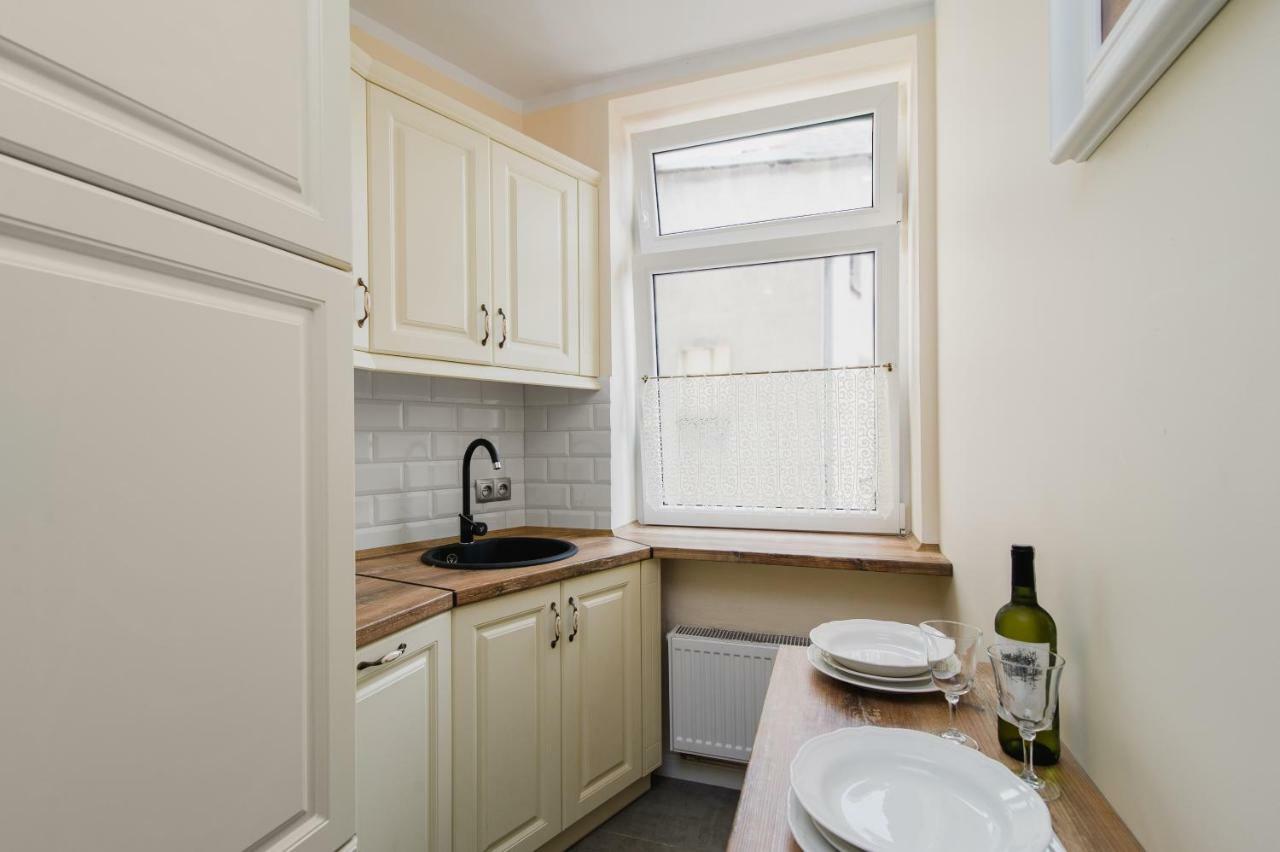 Apartament Starowka Gdansk Osiek Apartment Bagian luar foto